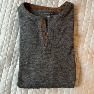 Banana Republic charcoal gray sweater. Size M